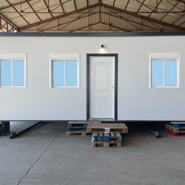 Fachada de una casa prefabricada